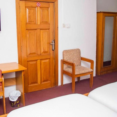 Forte Royale Hotel Accra Buitenkant foto