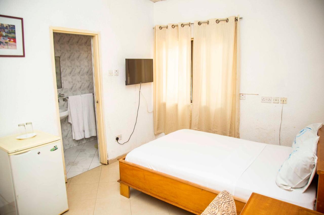 Forte Royale Hotel Accra Buitenkant foto