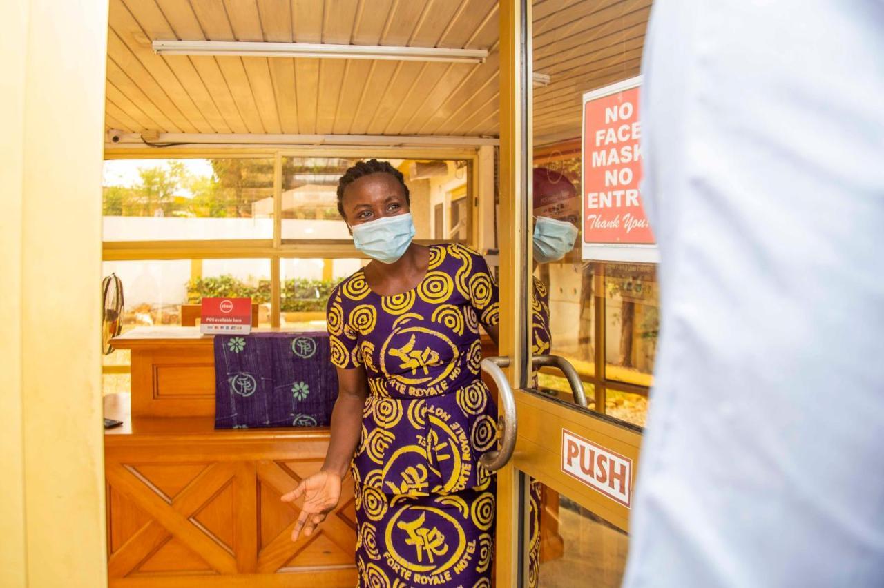 Forte Royale Hotel Accra Buitenkant foto