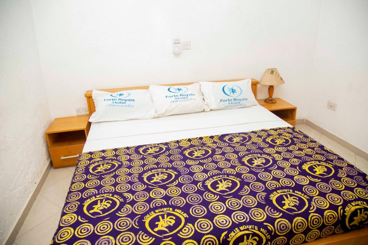 Forte Royale Hotel Accra Buitenkant foto