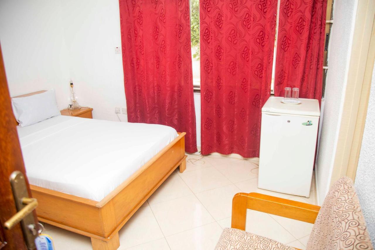 Forte Royale Hotel Accra Buitenkant foto