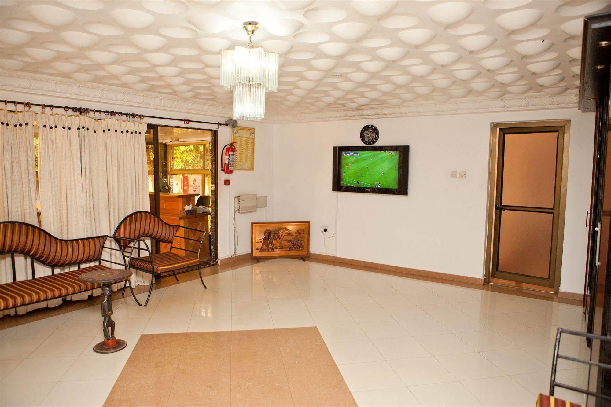 Forte Royale Hotel Accra Buitenkant foto