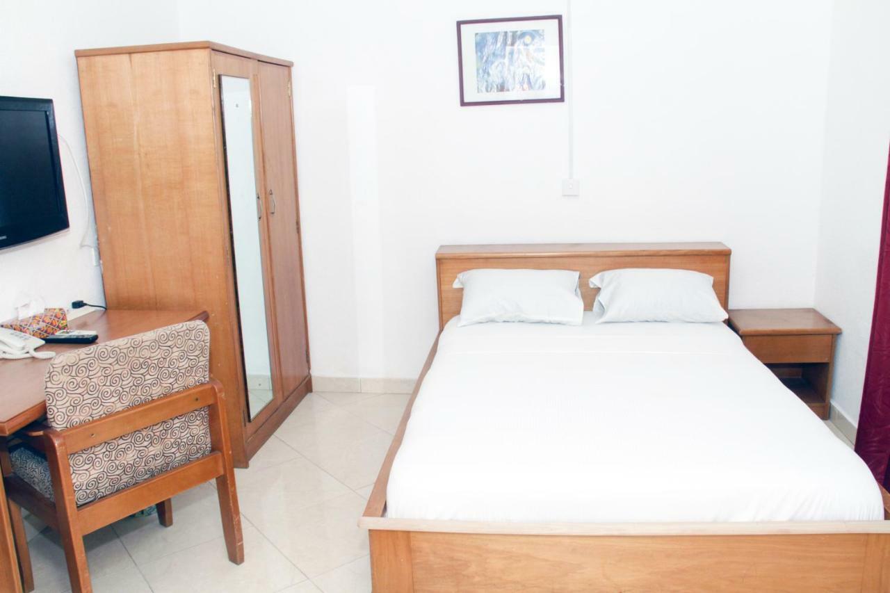 Forte Royale Hotel Accra Buitenkant foto
