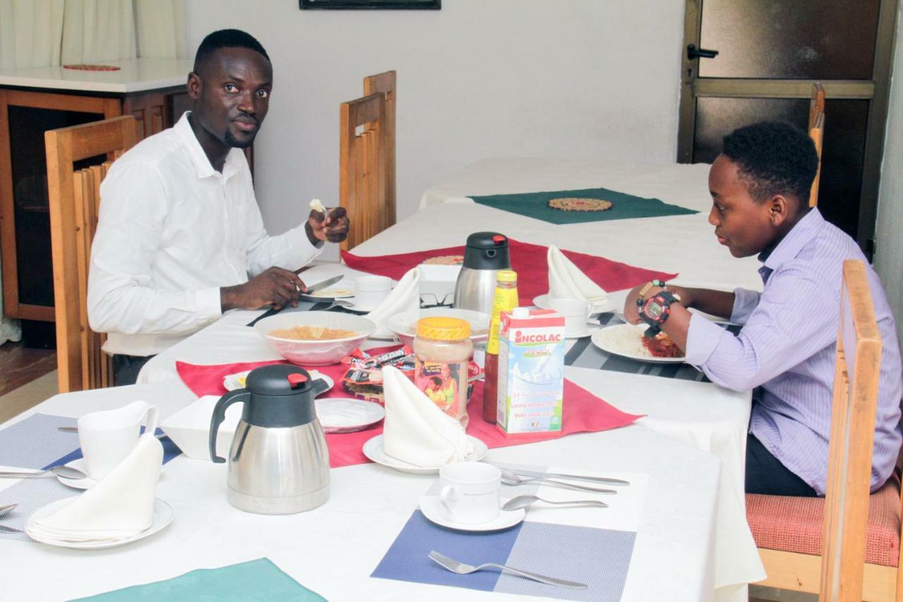 Forte Royale Hotel Accra Buitenkant foto